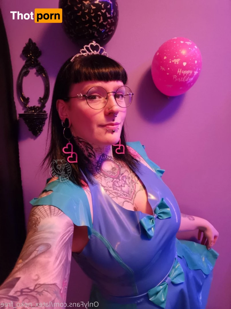 latex_neko_free 3187813