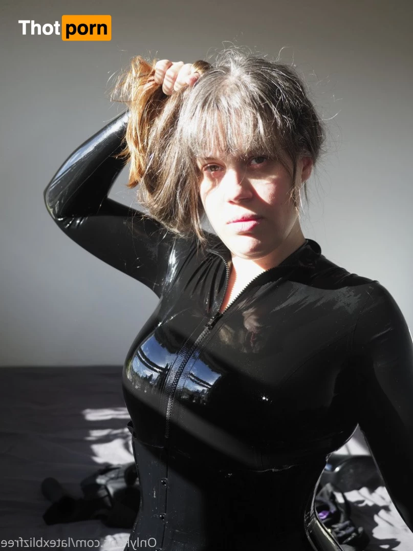 LatexBlizFree 3175465