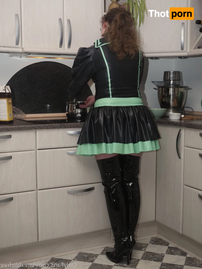 LatexBlizFree 3175609