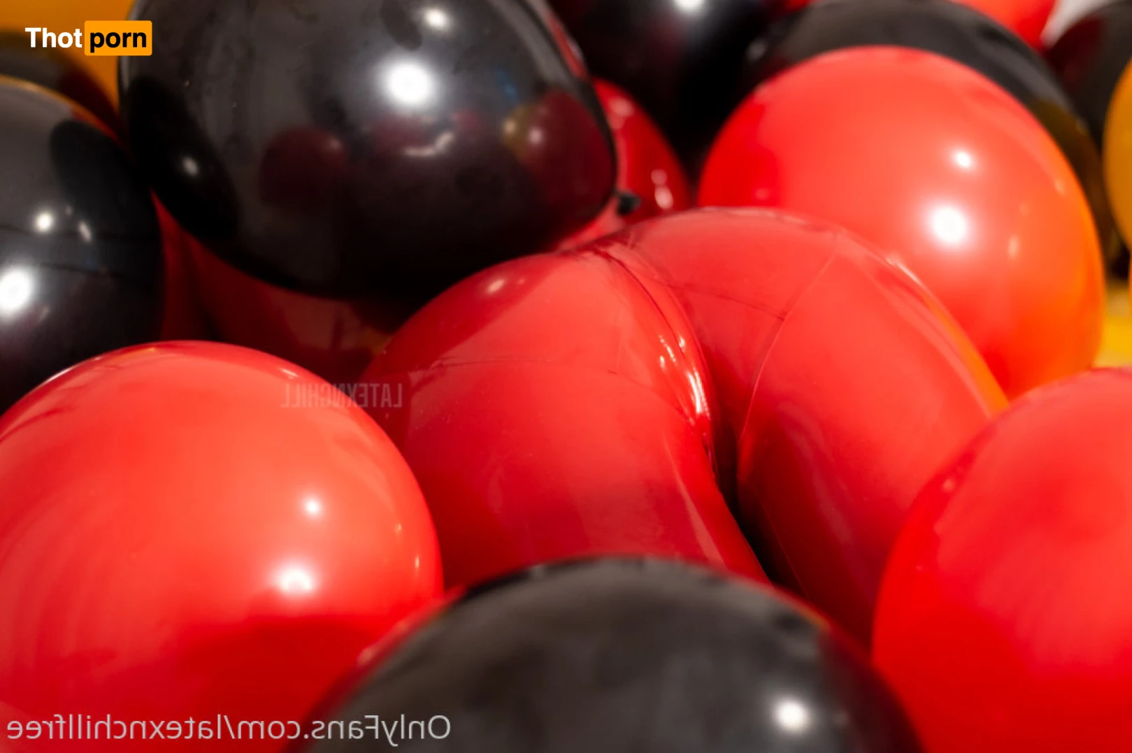 🆓🖤Miss Chill‘s Clips - LATEXnCHILL 9430865