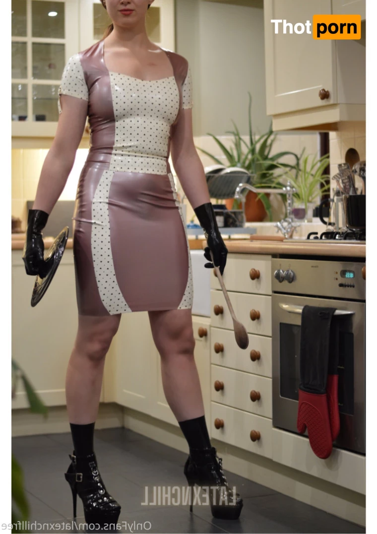 🆓🖤Miss Chill‘s Clips - LATEXnCHILL 9431078