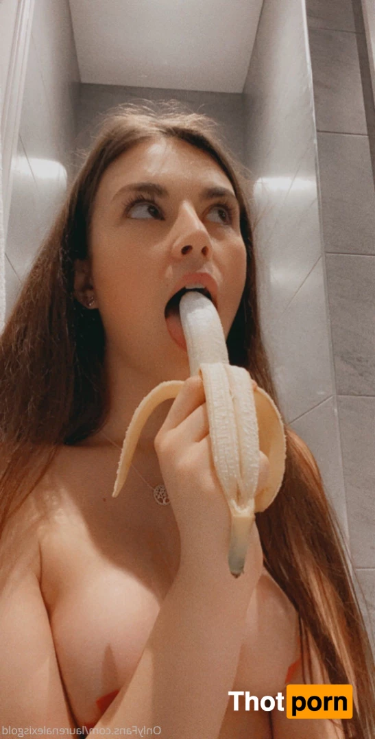 Lauren Alexis 5888326