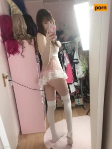 5784574