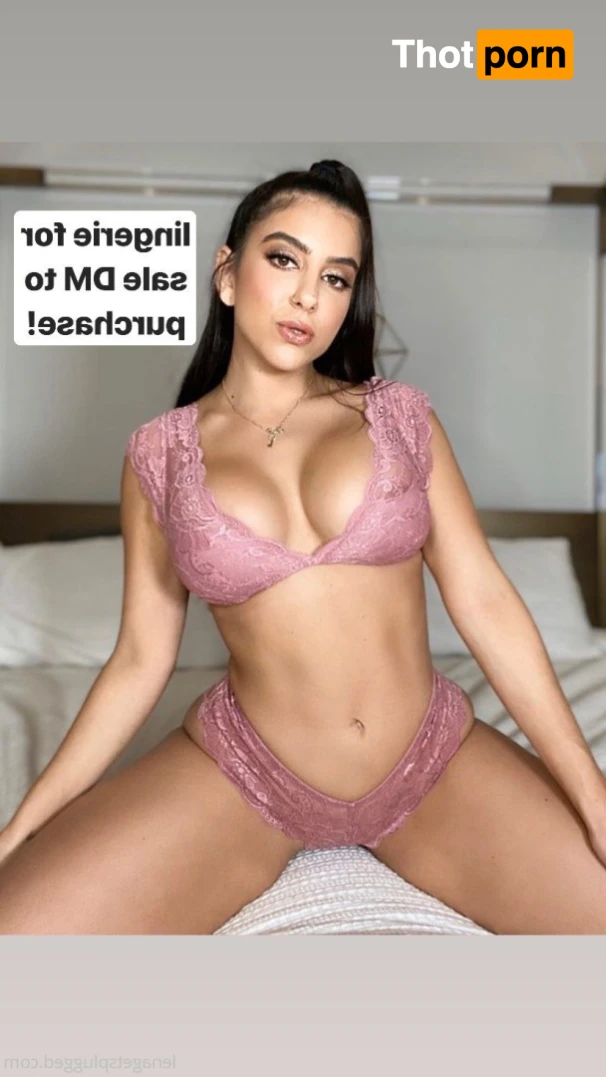 LenaThePlug 15234050
