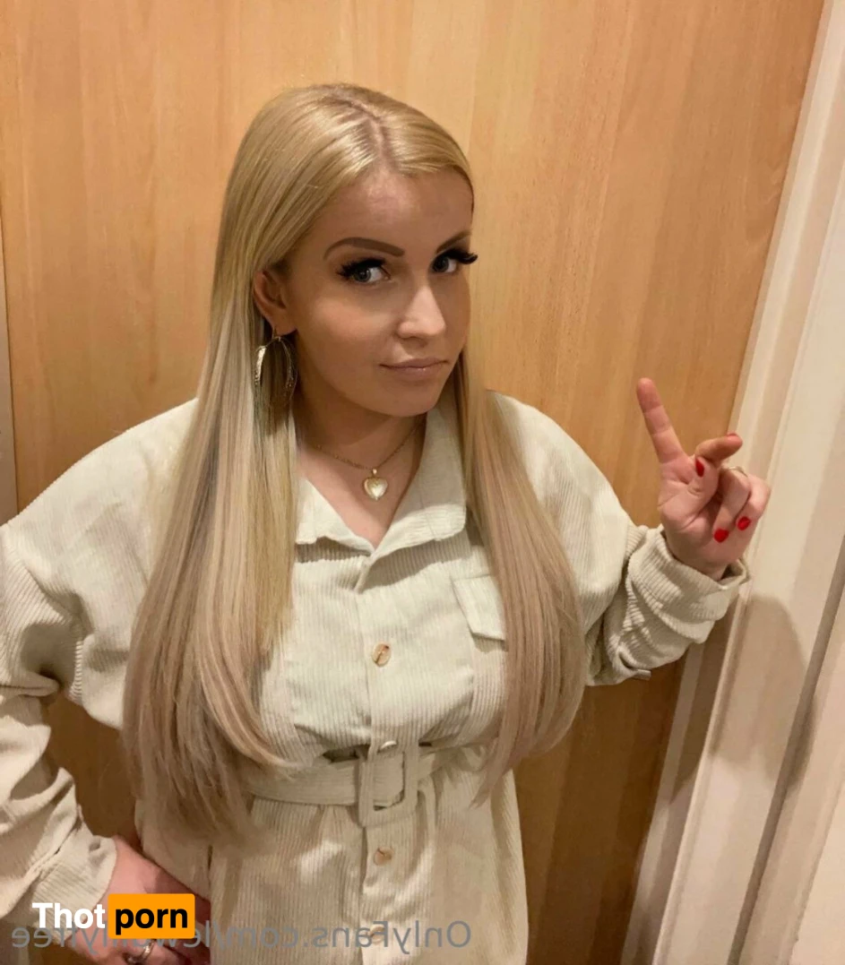 FREE BIG TITTIES 🤤 15229581