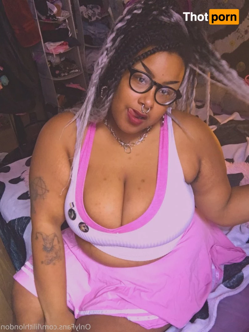 lilithlondon 3207956