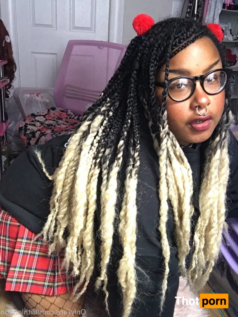 lilithlondon 3208185