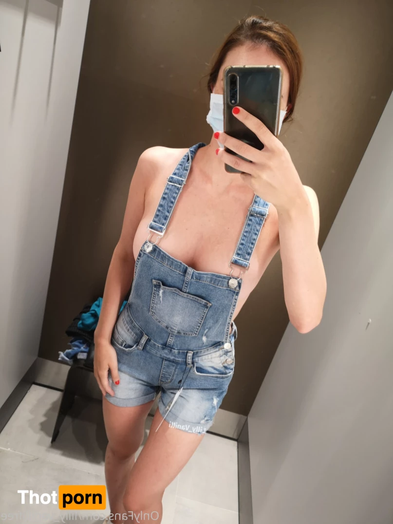 Lilly Vanilli [ lilly_vanillifree ] OnlyFans leaked photo 6047645 on  Thotporn