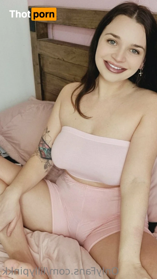 𝗟𝗶𝗹𝗹𝘆 𝗣 🧡💕 15041093