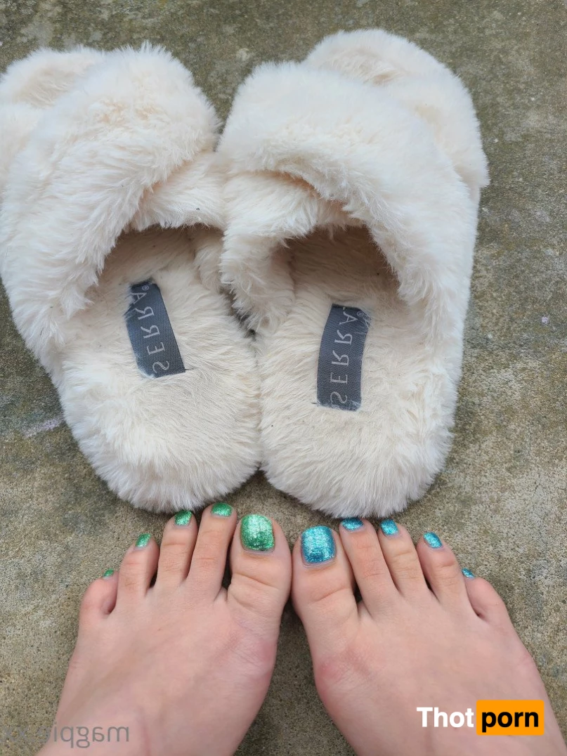 MythicMaggie 3415882