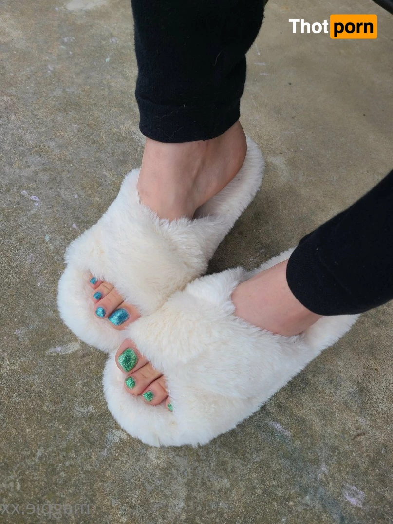 MythicMaggie 3416065