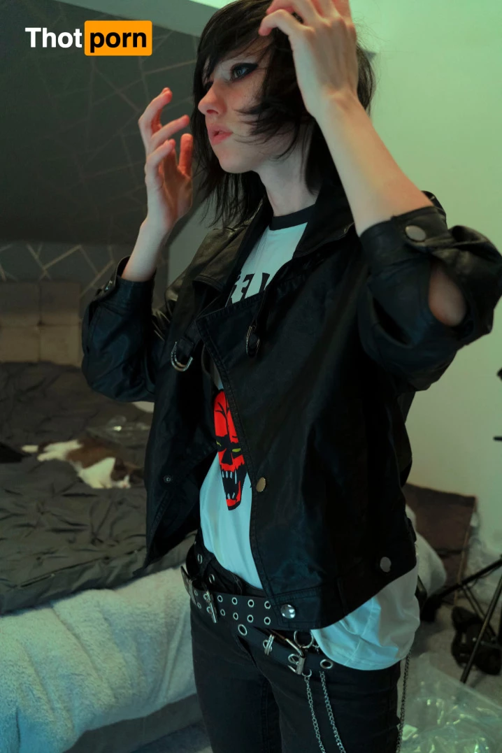 little_emo_kitten 6008911