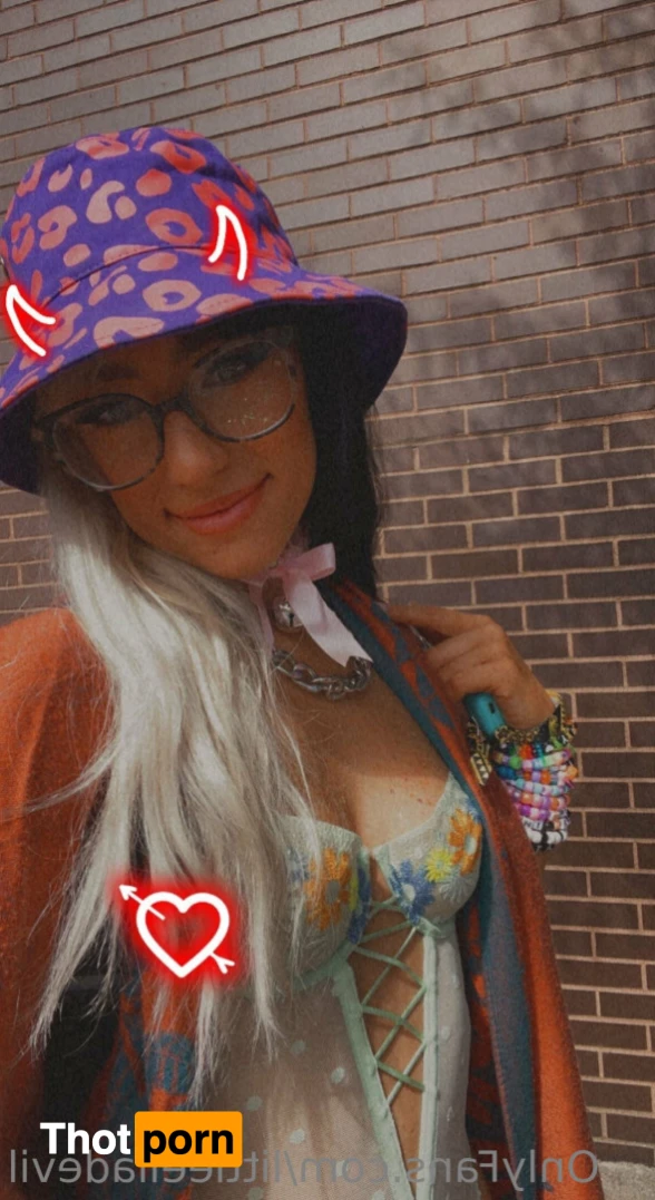 Daddy’s Naughty Little Girl 14984266