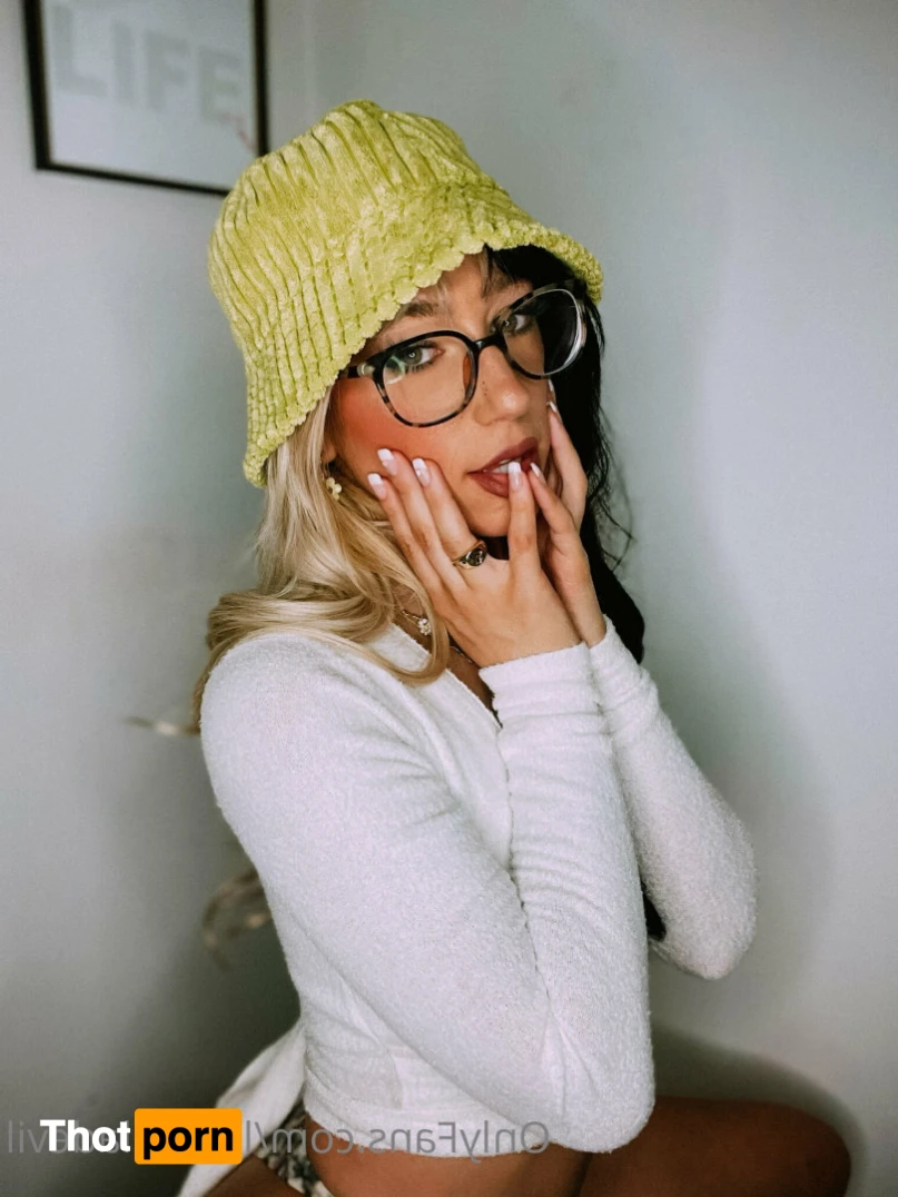 Daddy’s Naughty Little Girl 14984858