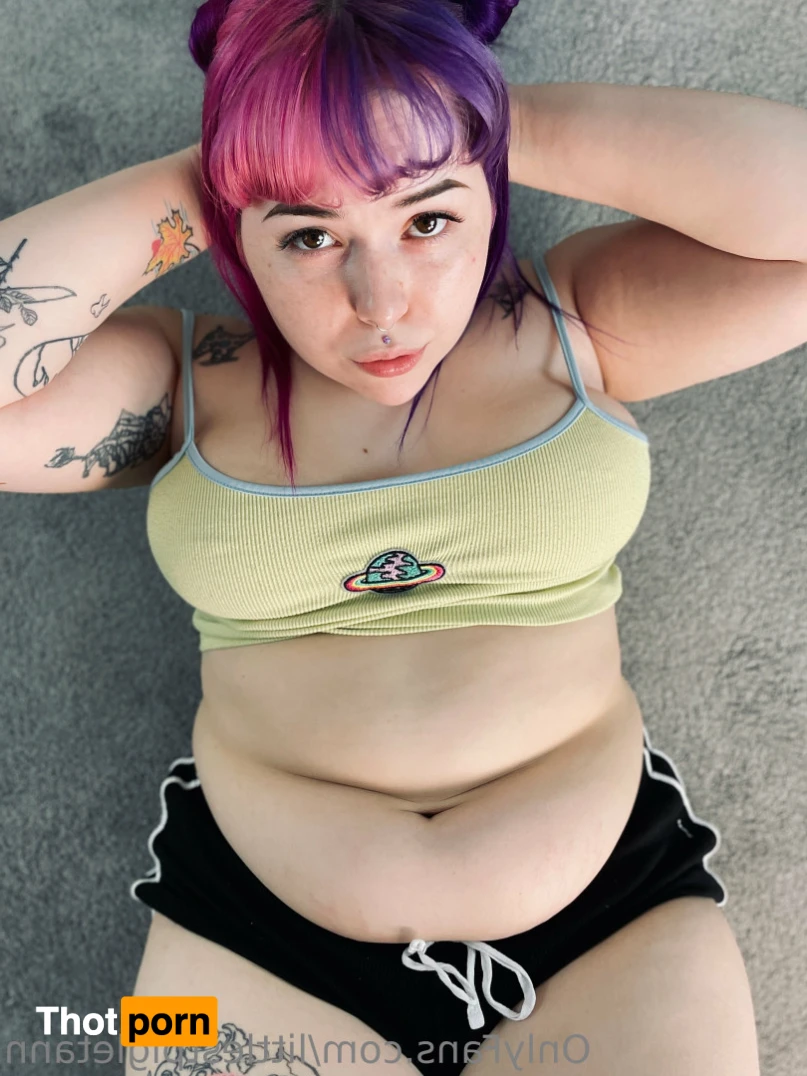 littlestpigletann 💜 14981985