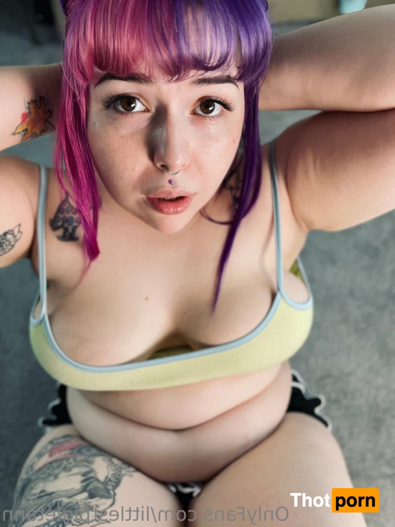 littlestpigletann 💜 14982772