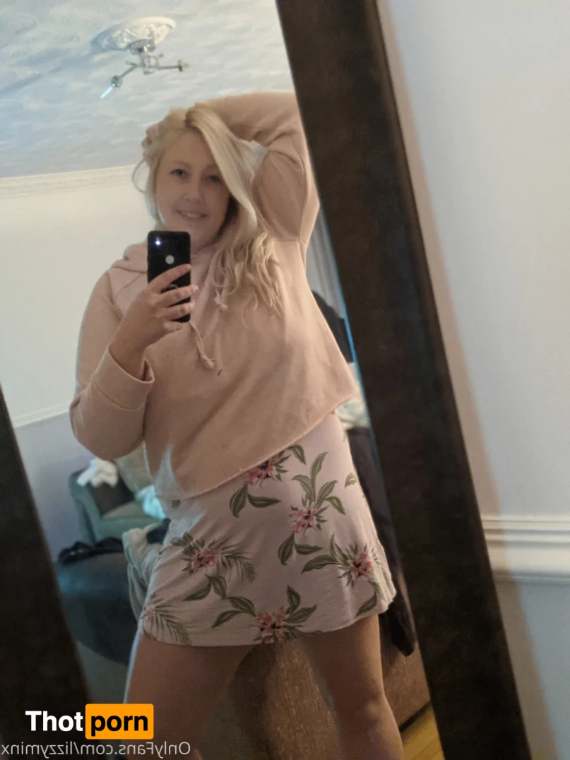 Lizzy Loves 🚀 🅲🆁🆈🅿🆃🅾 🅲🅾🅸🅽🆂 6043895