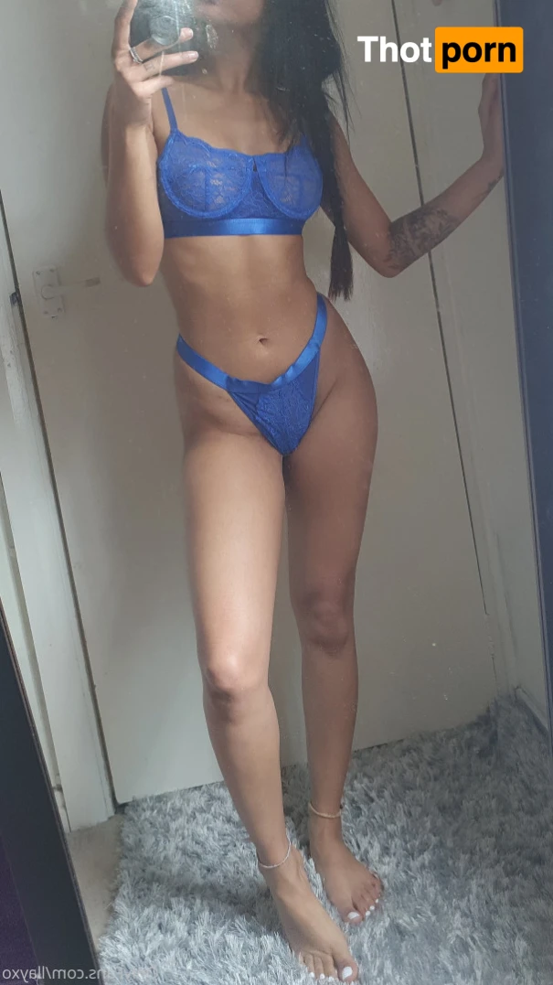 Lola ready for sex...ting 😛 14978179