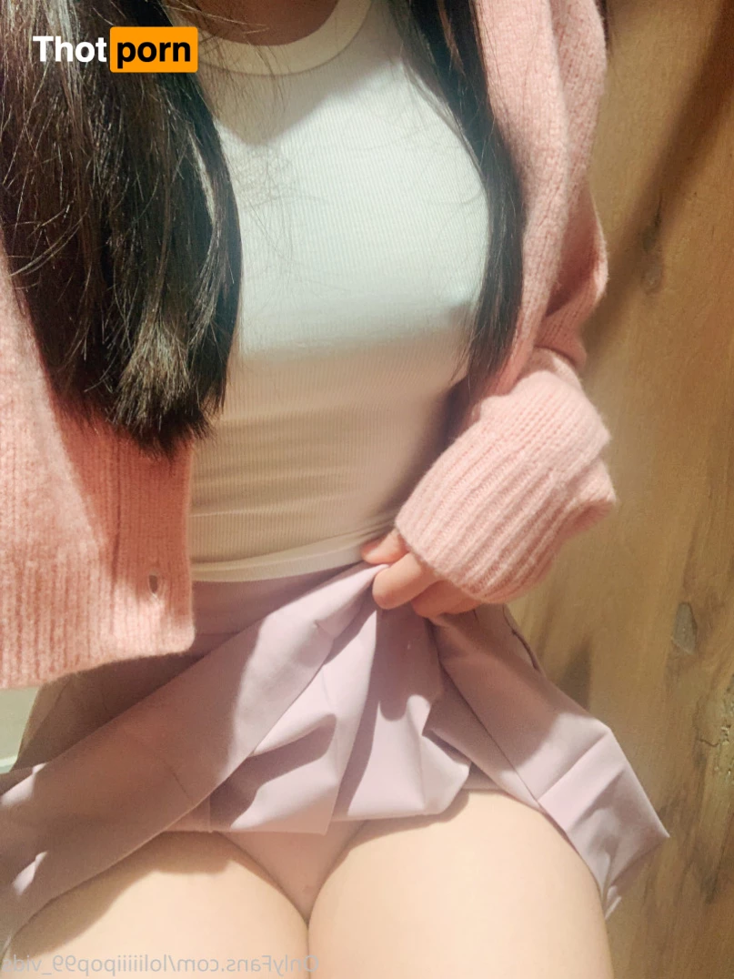 loliiiiipop99_vids 7607221