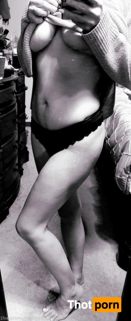 lonelymommaof2 3199043