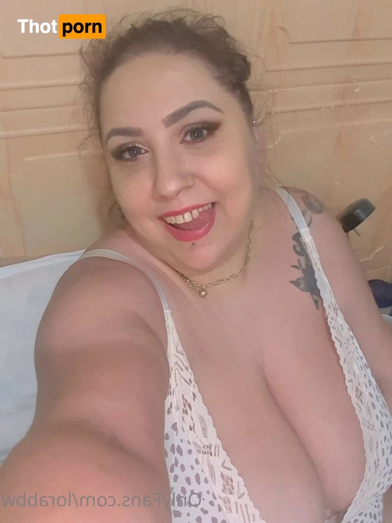 Lora BBW Squirter MILF 💦 3155972