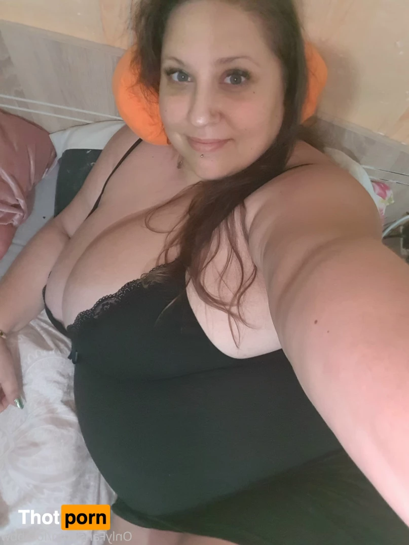 Lora BBW Squirter MILF 💦 6231673