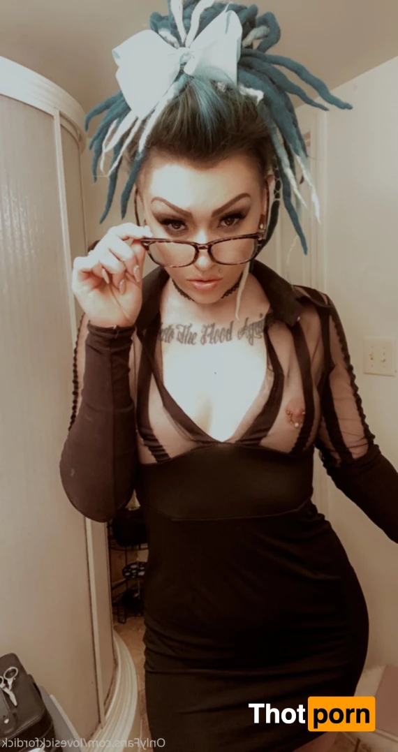 Roxie Lovesick 6231506