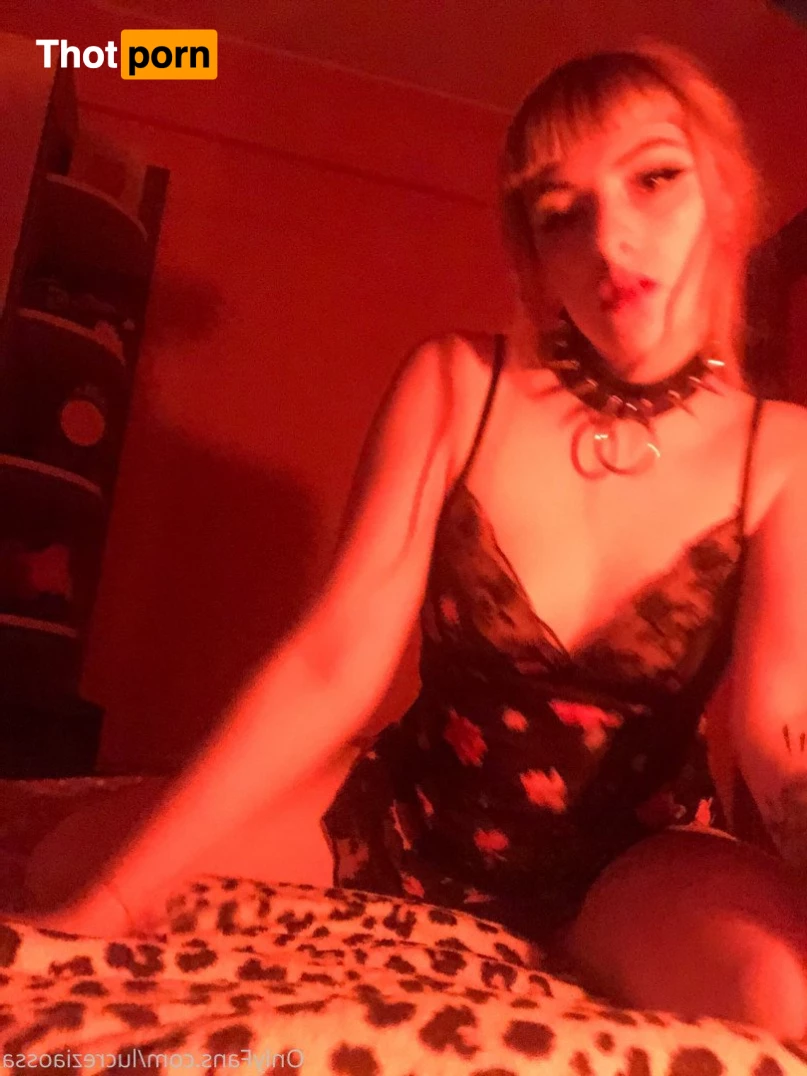 Lucrezia Bones 3075693