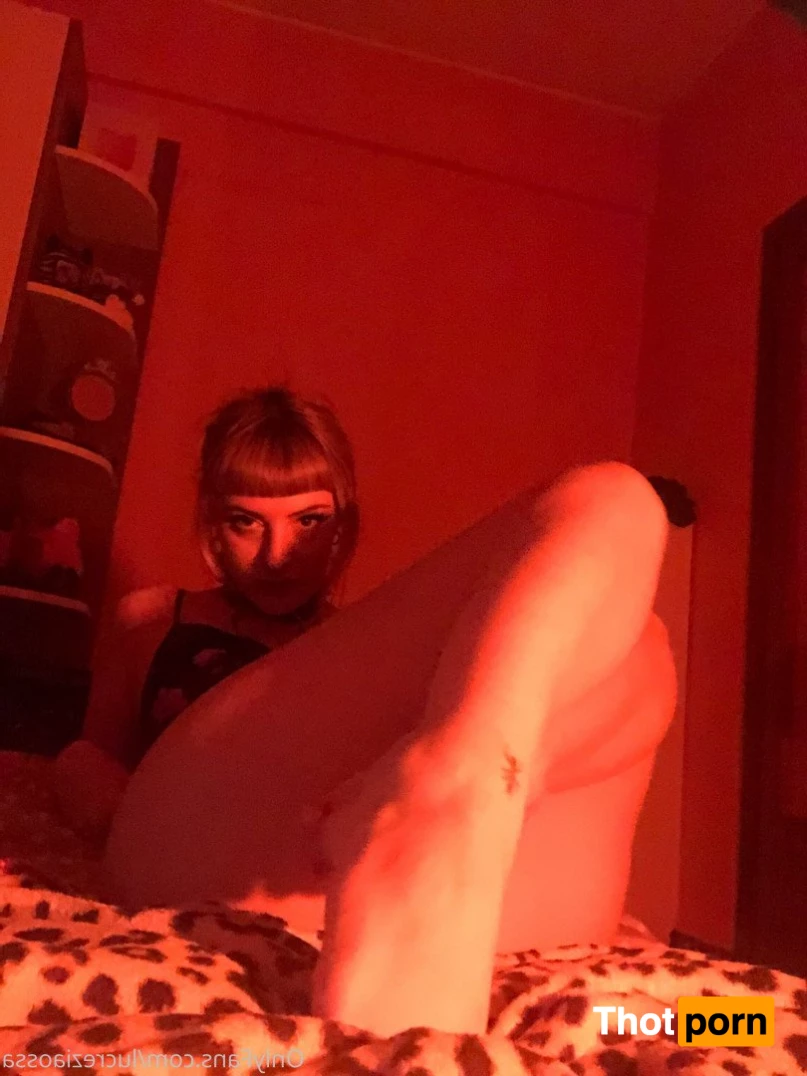 Lucrezia Bones 3075801