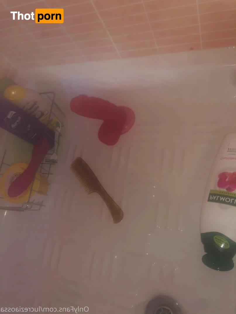 Lucrezia Bones 5996293