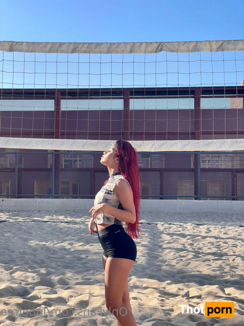 Lupe Fuentes 14793631