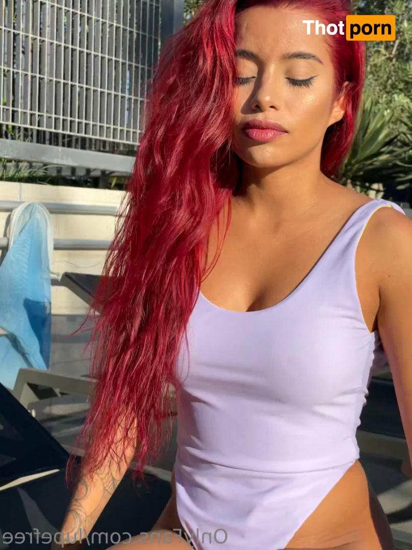 Lupe Fuentes 14794100