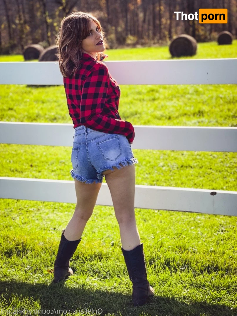 Country Christina 277628