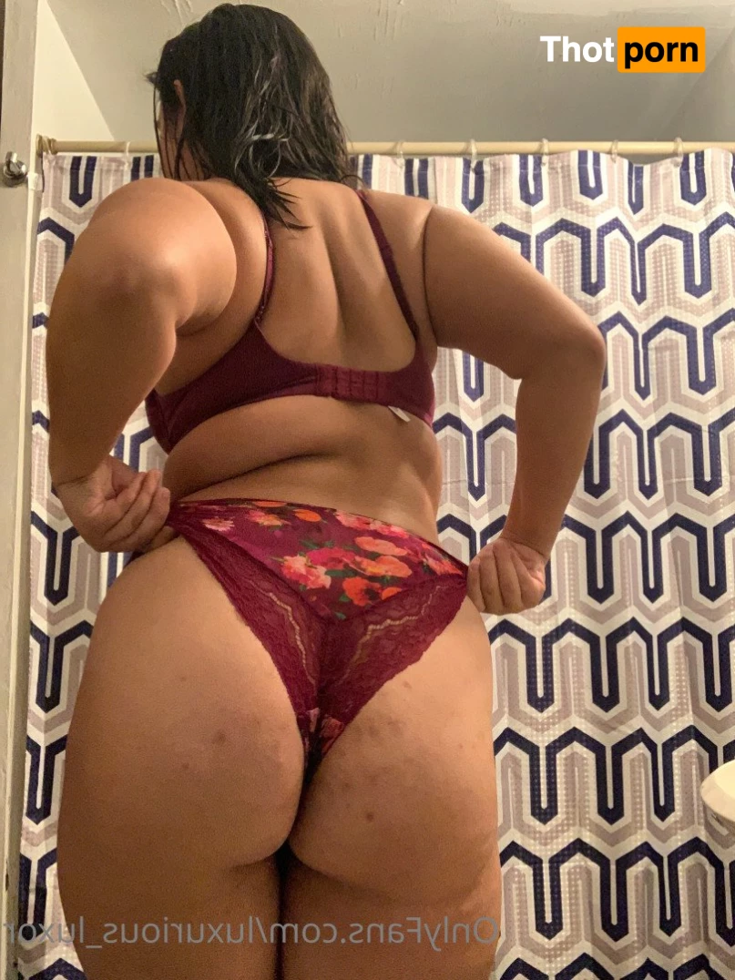 Lux 💚🖤🤍 3048786