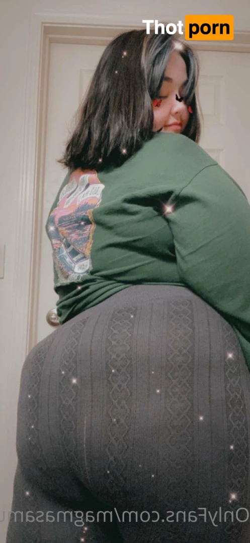 RoseandHerBeast 7679602