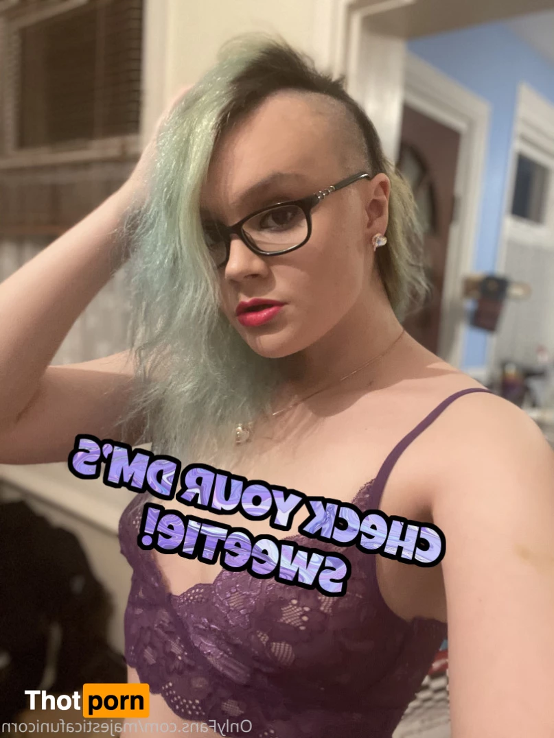 Your Cheeky Gamergirl🎮💦 5810962