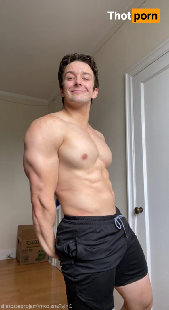 Major Pectoralis 6029791