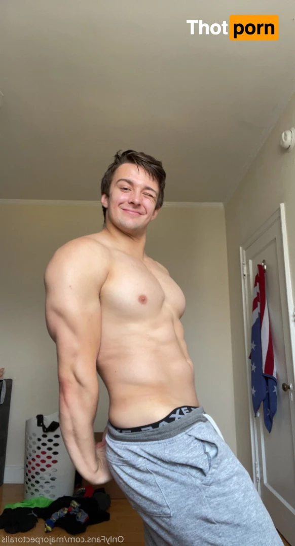 Major Pectoralis 6029860