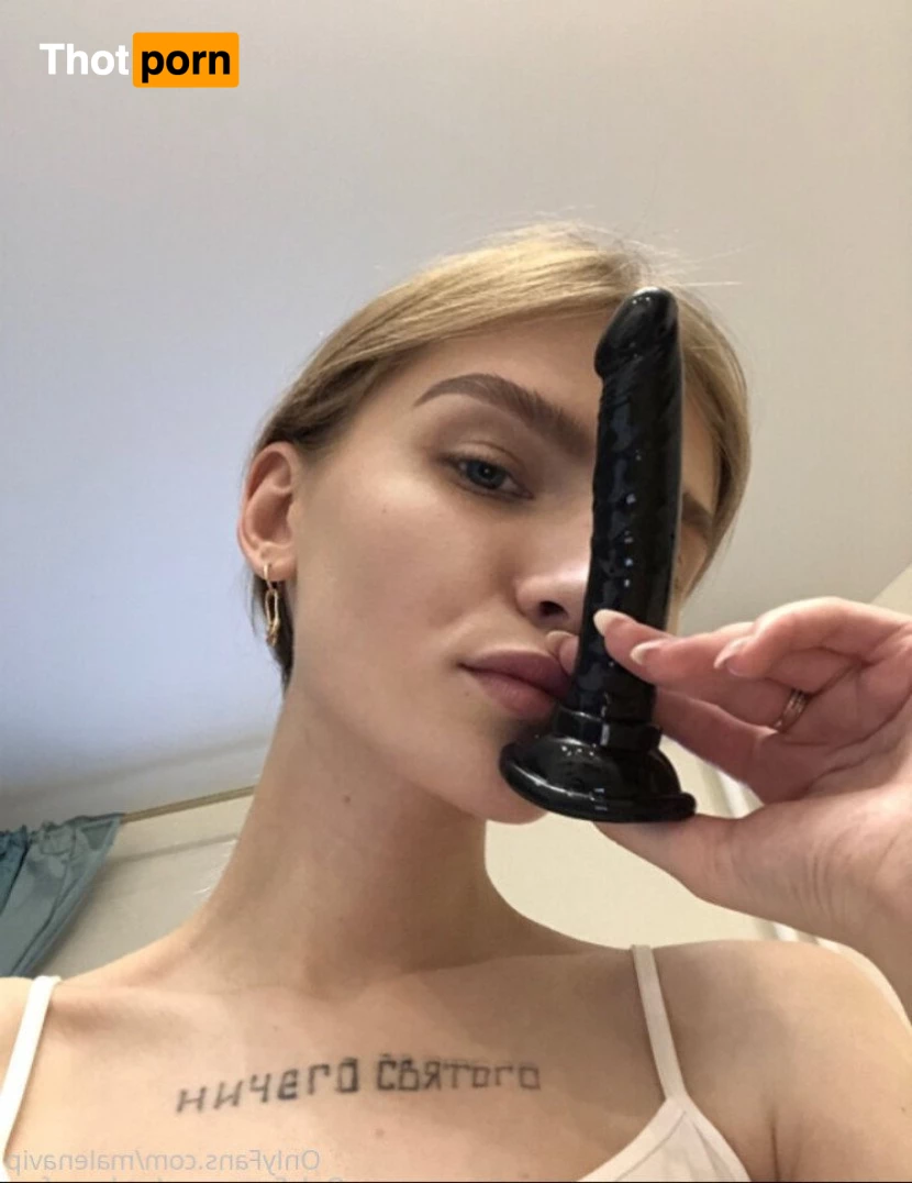 𝐌𝐚𝐥𝐞𝐧𝐚 𝐂𝐡𝐞𝐫𝐫𝐲🍒 3145516