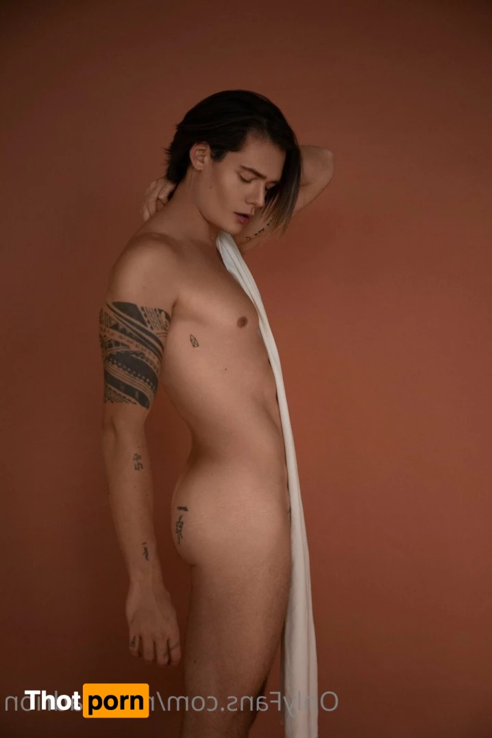 Mario Adrion 2938510