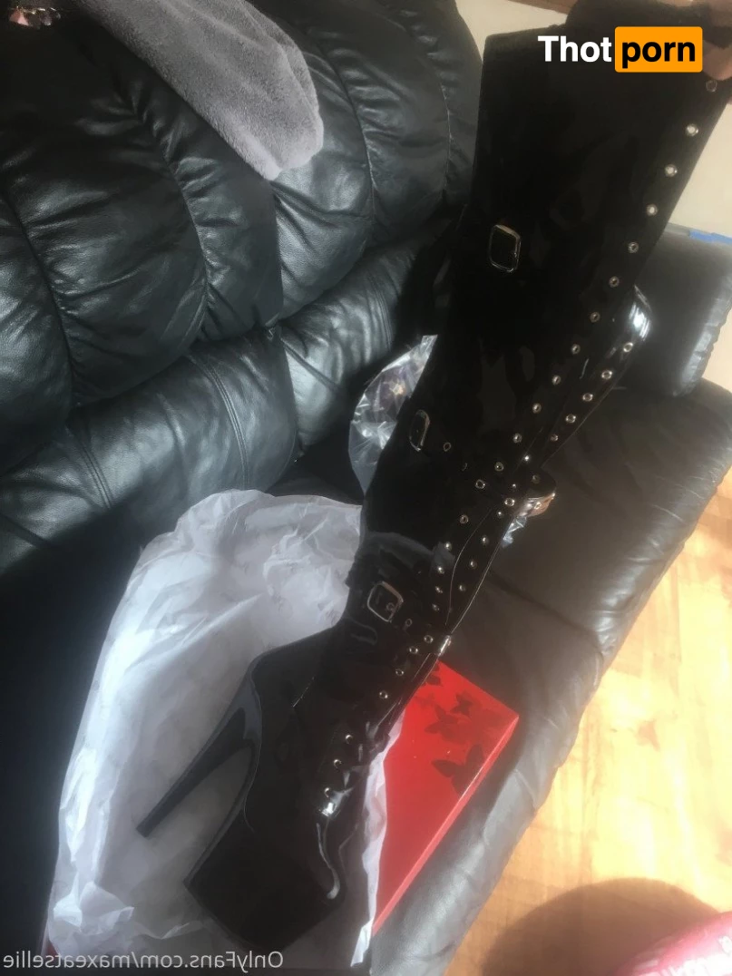 maxeatsellie 3037593