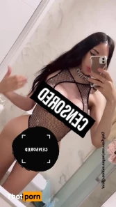 4275998