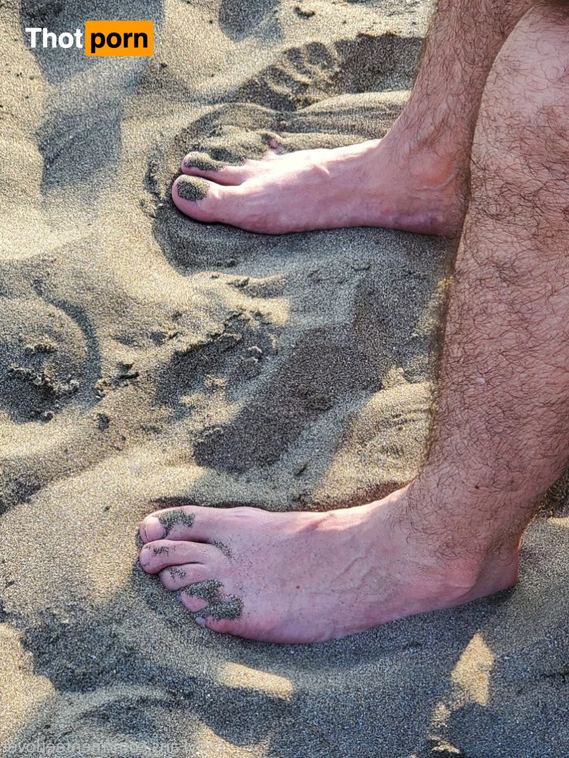 menfeetlover 3065367