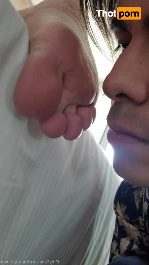 menfeetlover 3065398