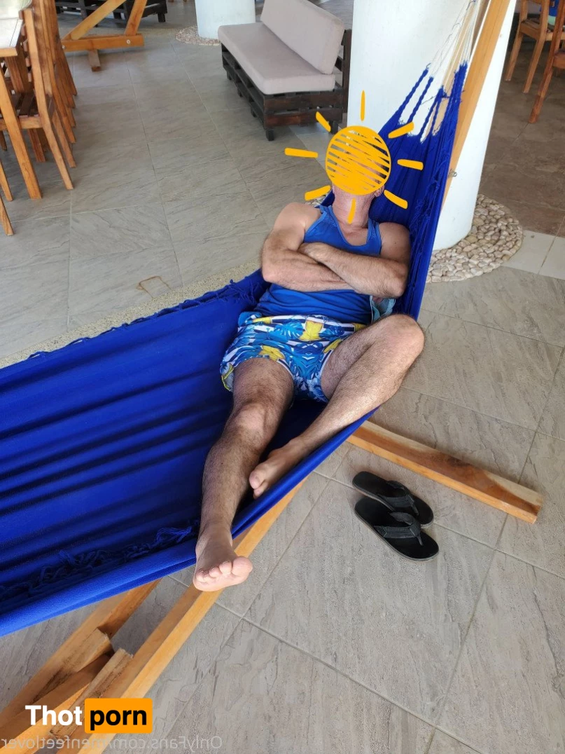 menfeetlover 3065509