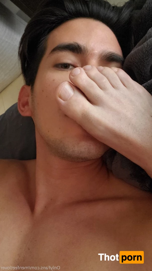 menfeetlover 3065850
