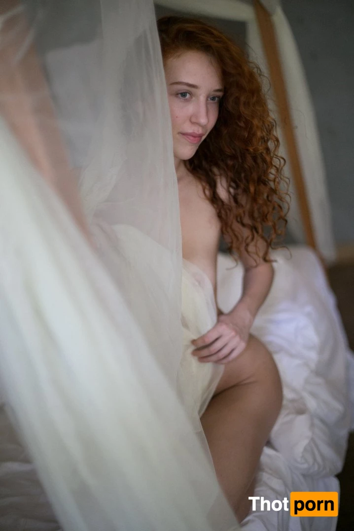 Curly Phoenix 285800