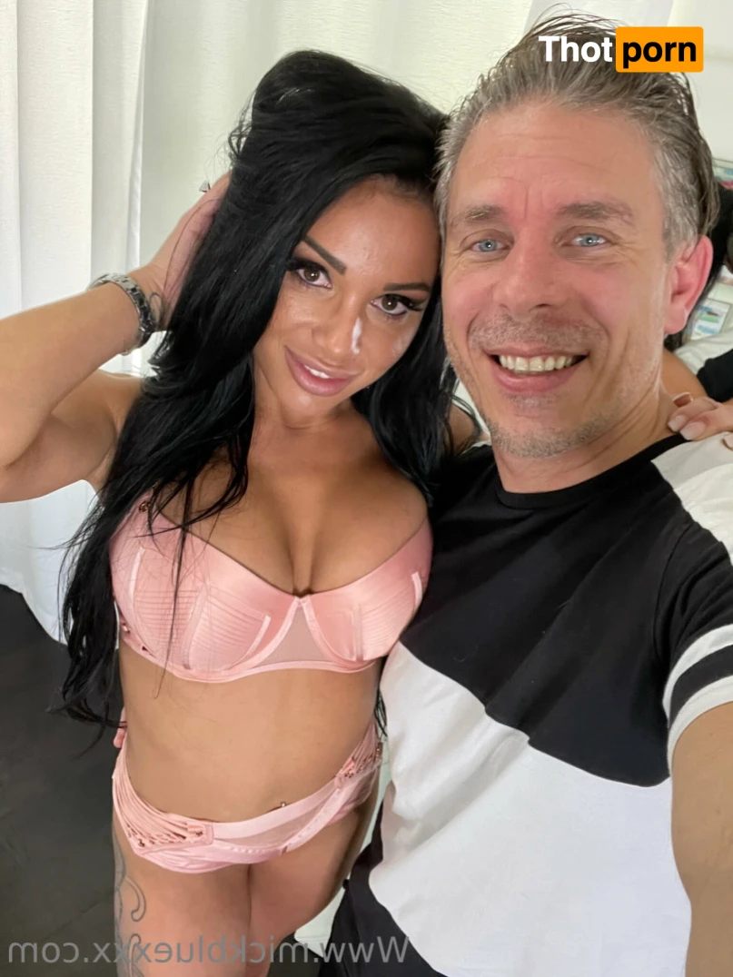 mickbluexxx 14479919