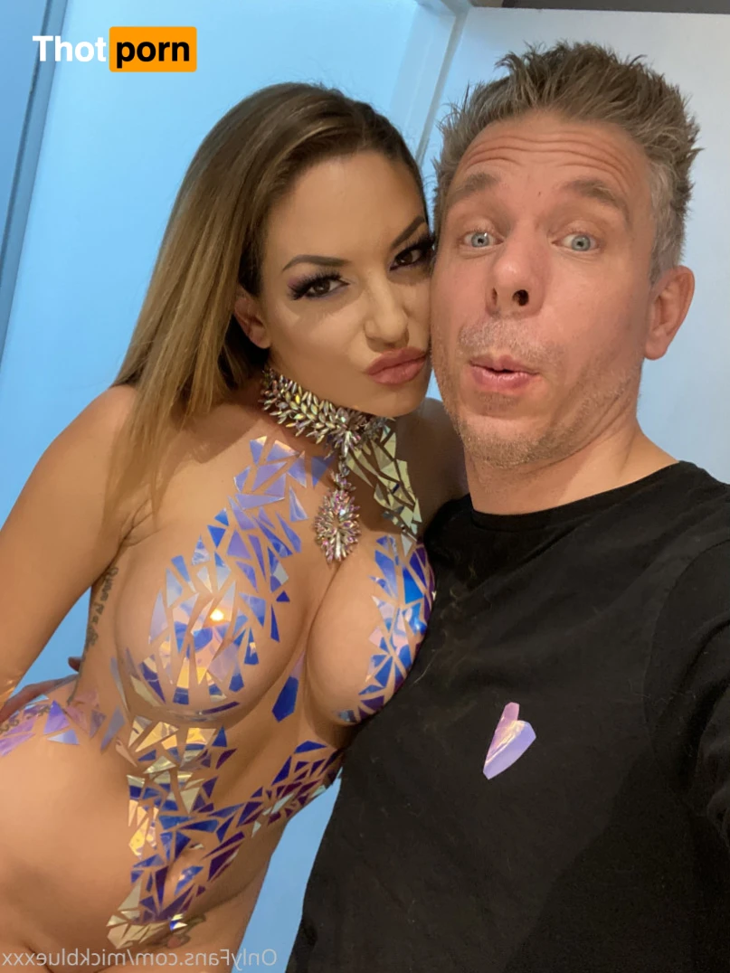 mickbluexxx 14480193
