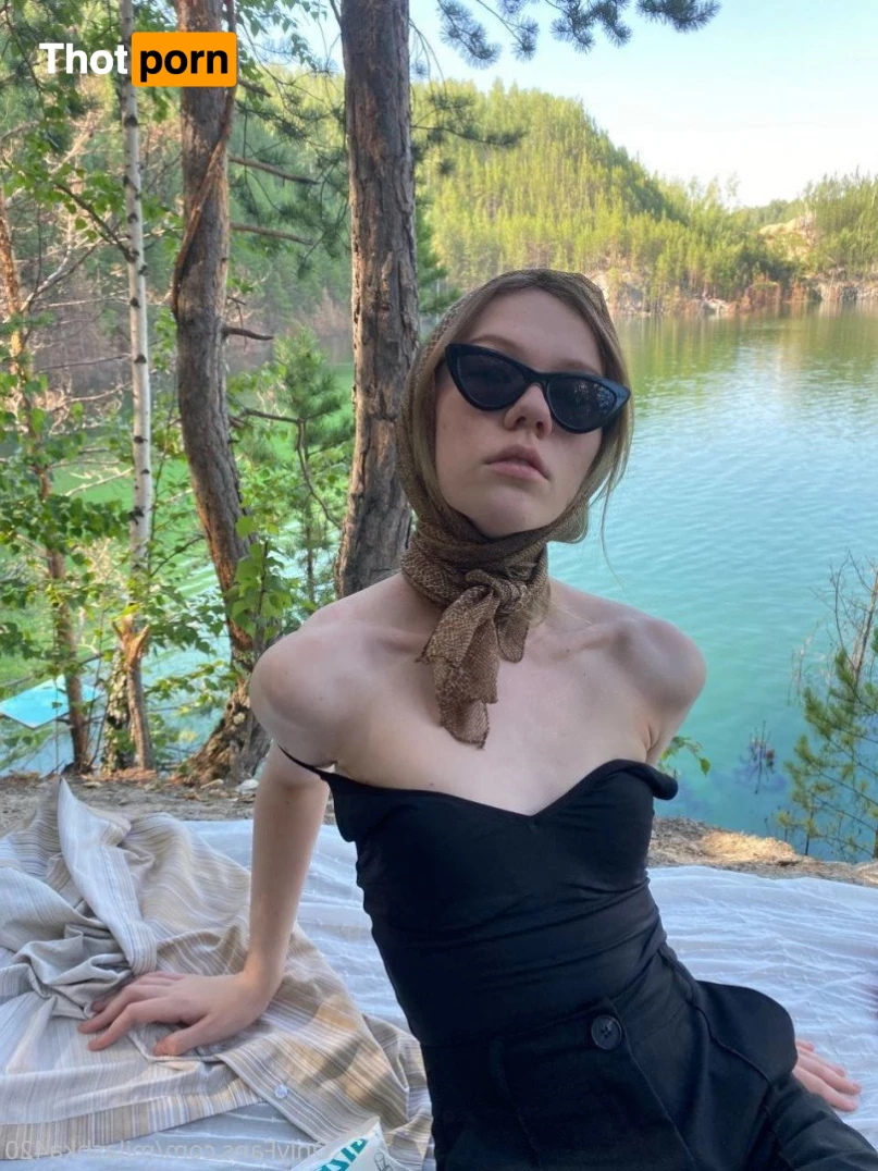 Mia 🧝🏻‍♀️ 2980148